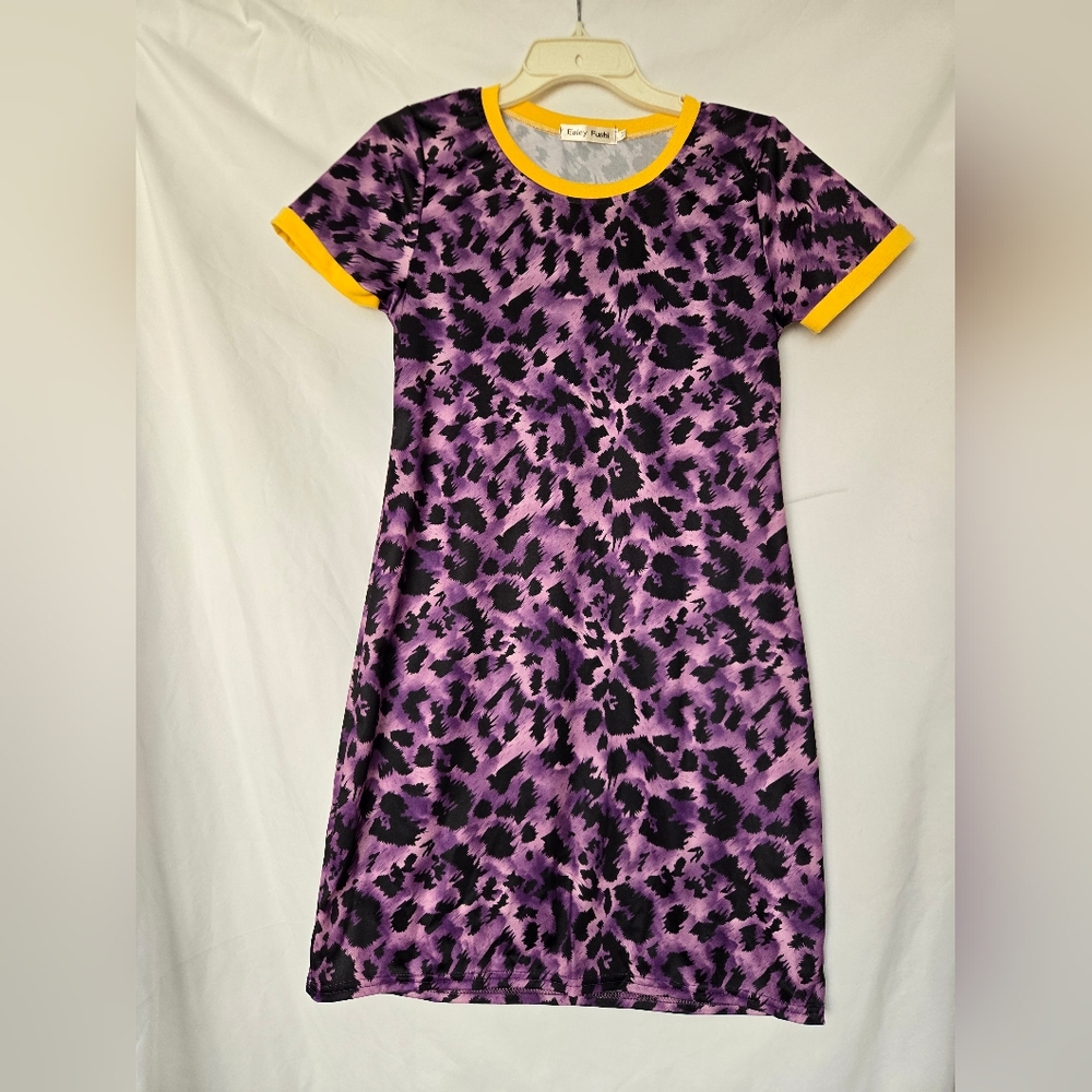 EALEY FUSH PURPLE LEOPARD YELLOW COLLAR SLEEVE LINED T-SHIRT DRESS